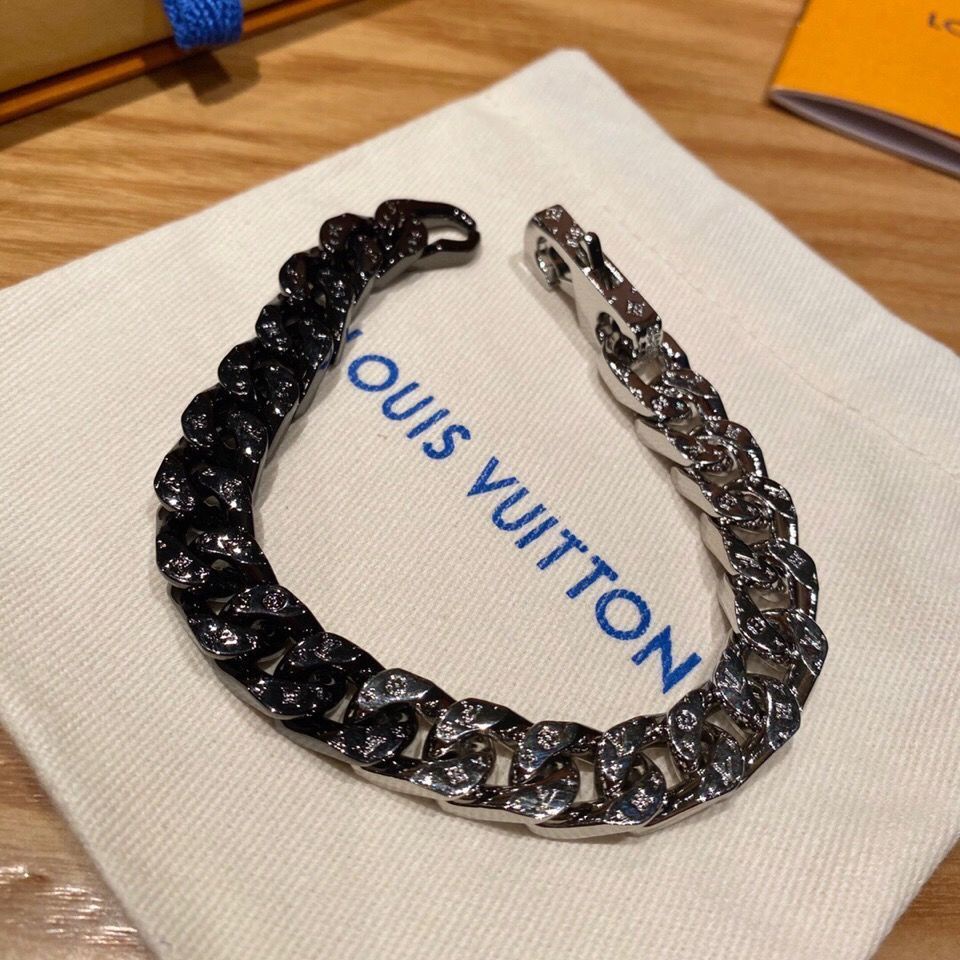 Louis Vuitton LV black and white color matching Cuban bracelet Cuban ...