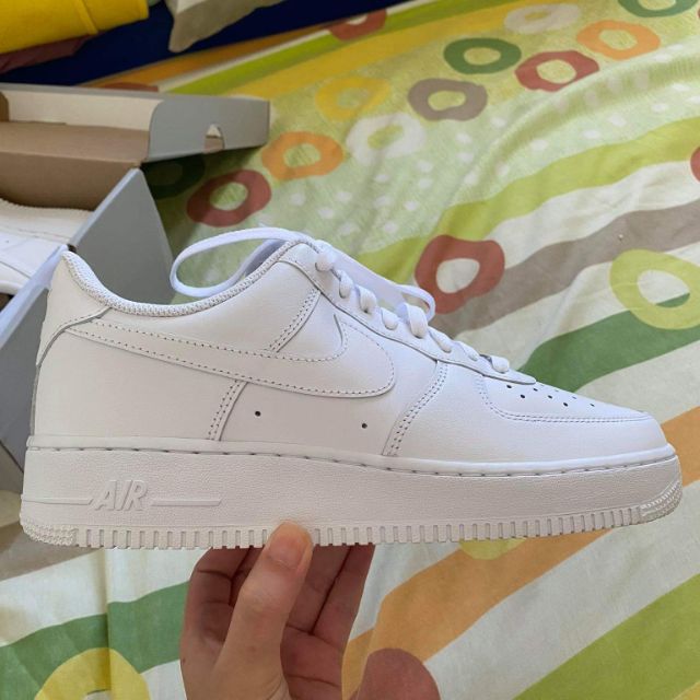 white air force 1 low size 9