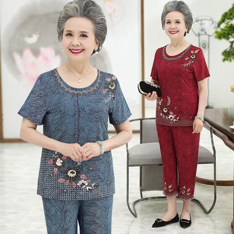 summer wear for women over 60