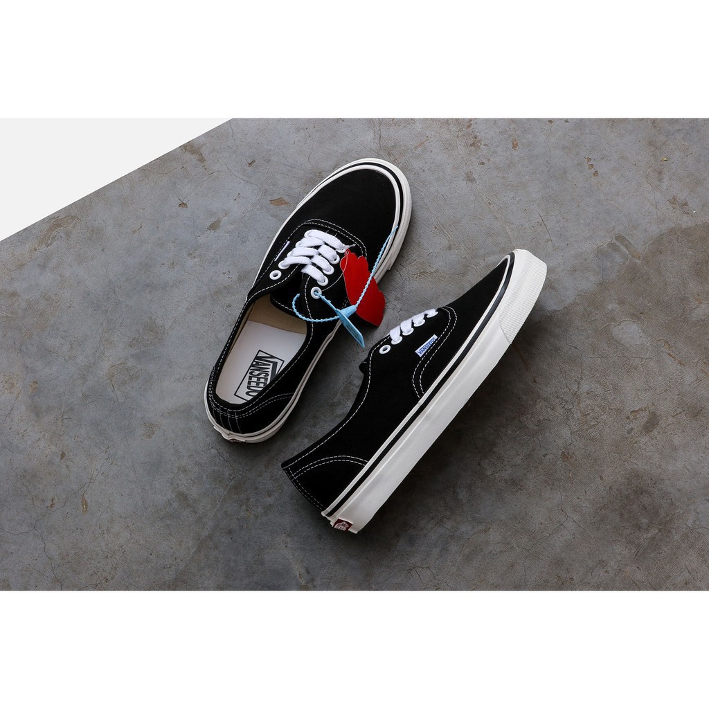 grey vans old skool womens
