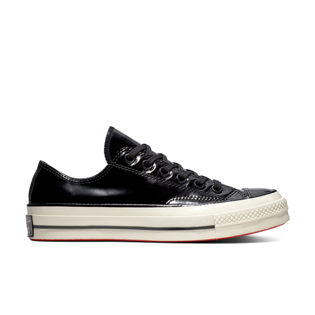 converse shoreline black egret