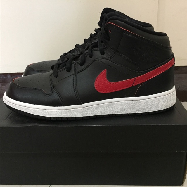jordan 1 mid 6y