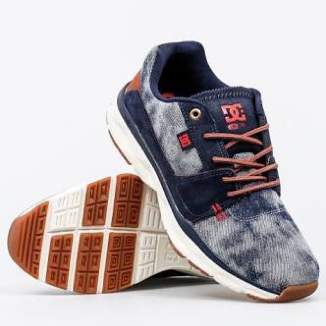 dc player shoes