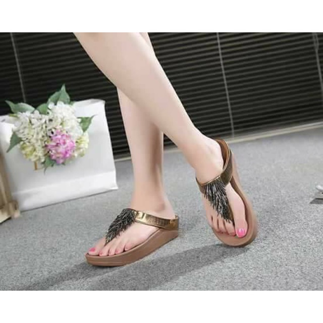 where are authentic fitflops made