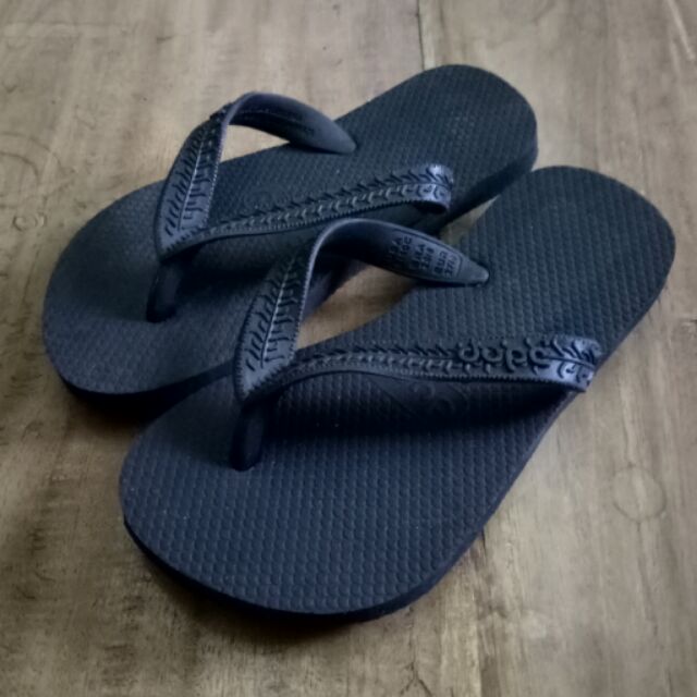 dupe flip flops