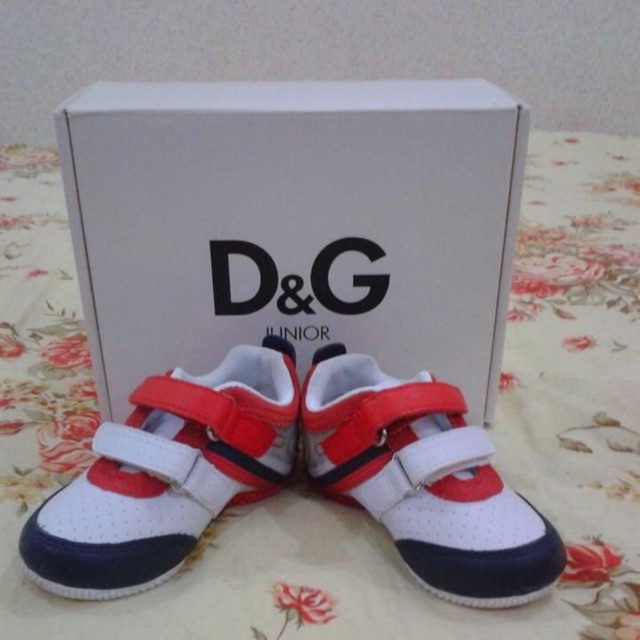 d&g junior shoes