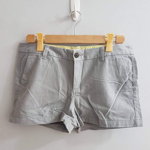 merona brand shorts