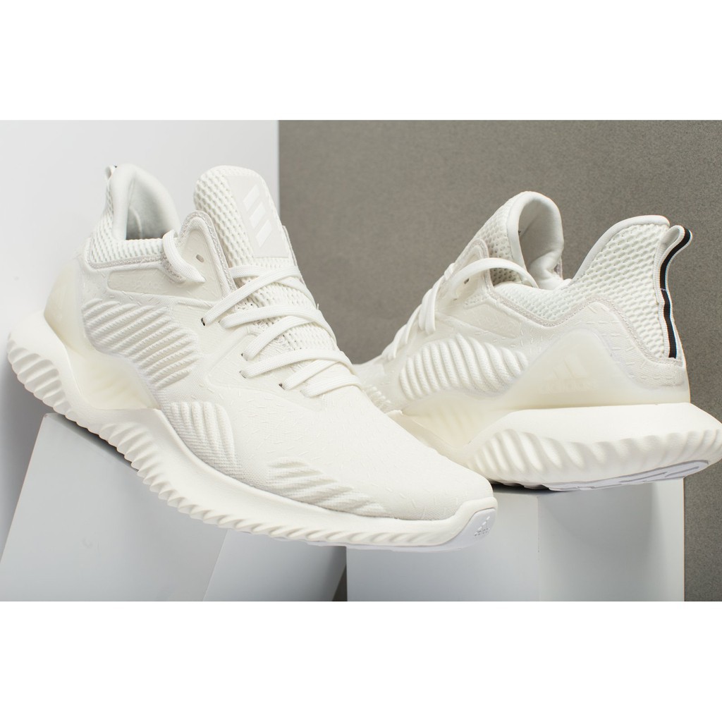 alphabounce beyond triple white