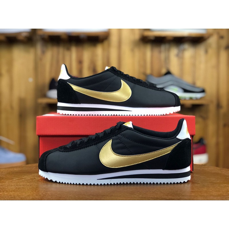 nike cortez couple shoes
