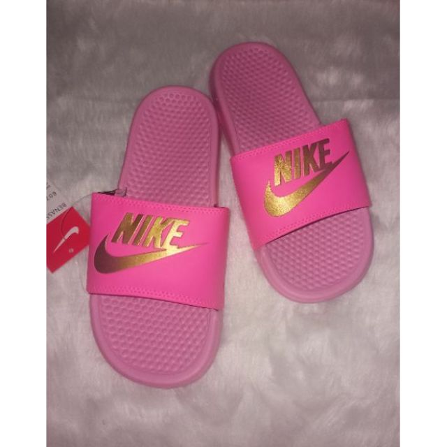 nike pink slides