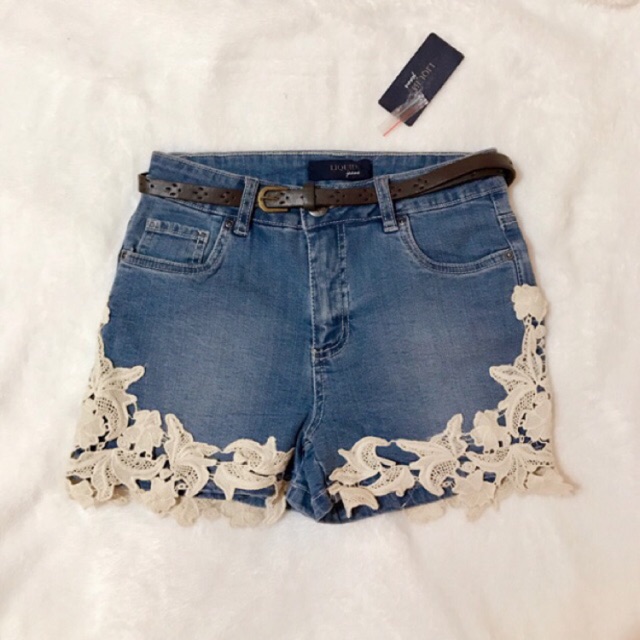 high waisted shorts with belt