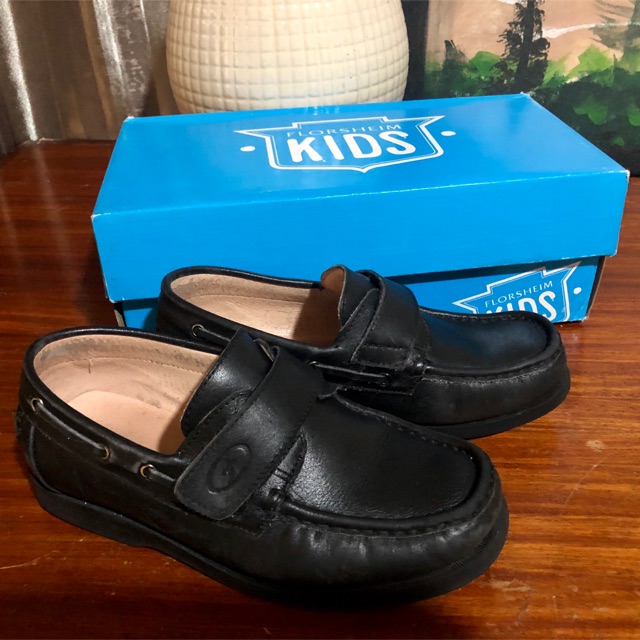 florsheim black loafers