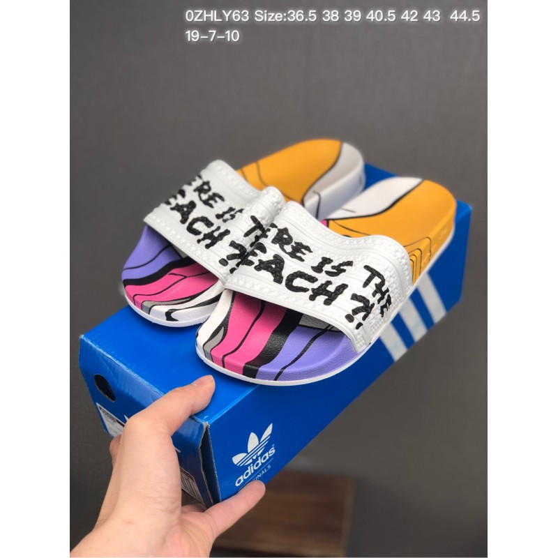 adidas adilette where is the beach