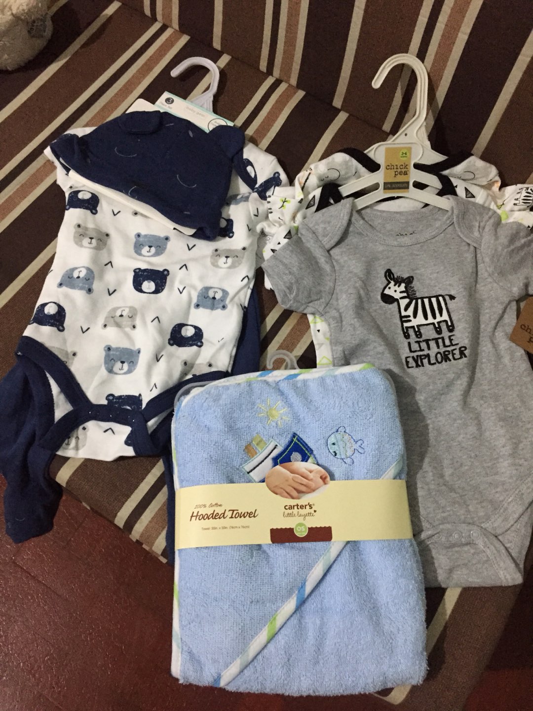 chick pea hooded towel