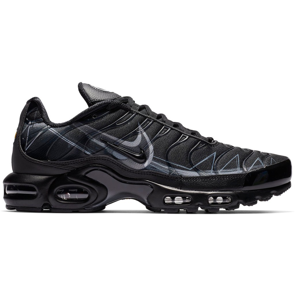air max plus black and gray