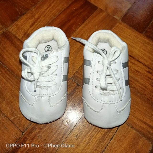 infant boy shoes size 4