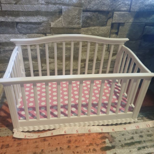 preloved baby crib