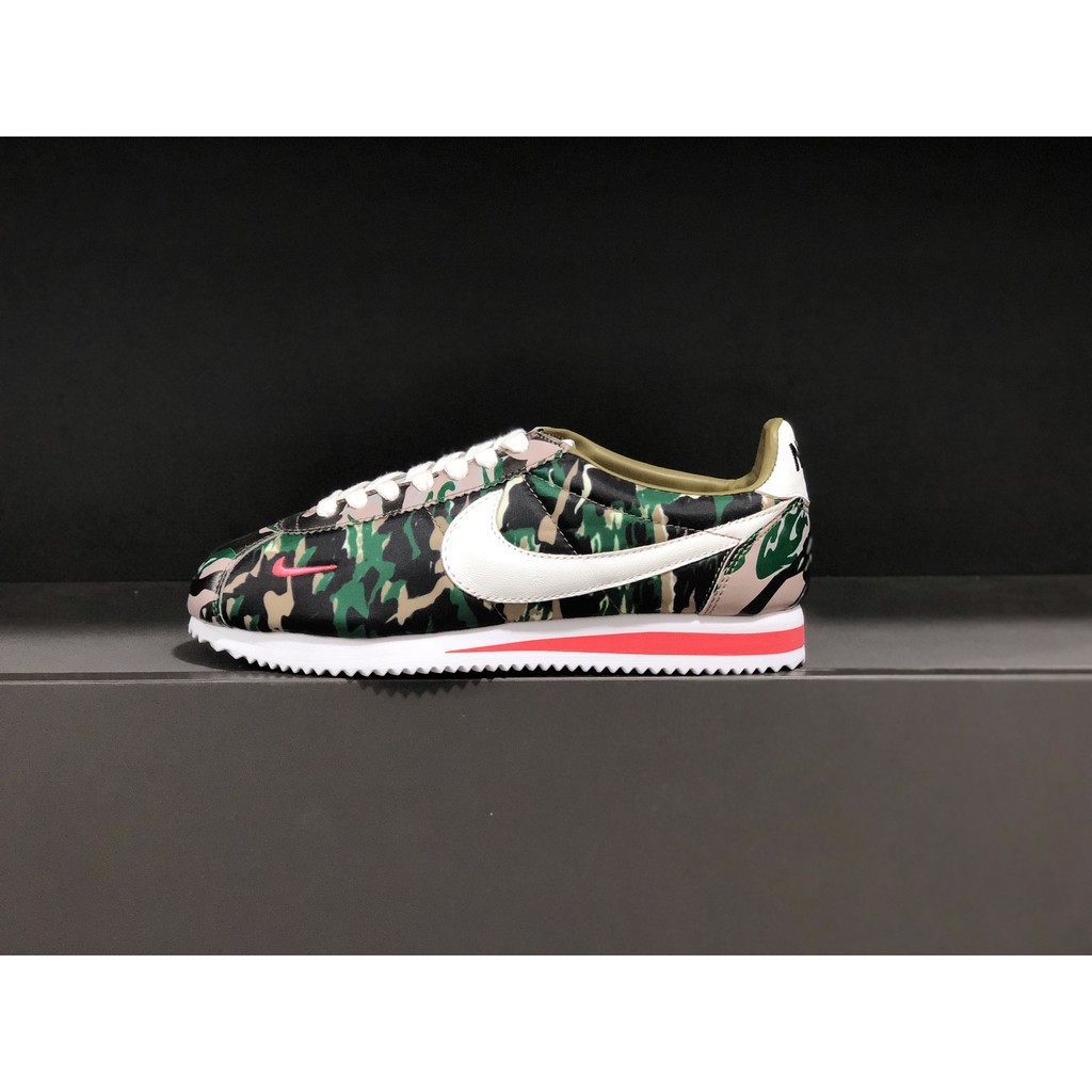 nike cortez camo