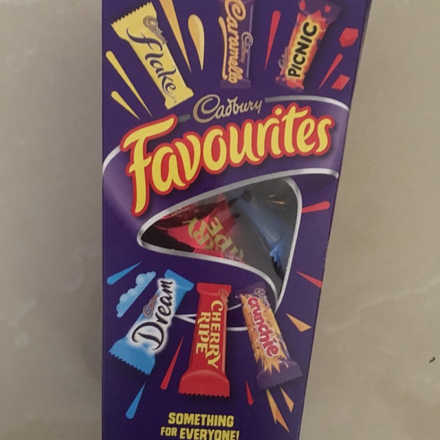 Cadbury Favourites Boxed Chocolates Shopee Philippines