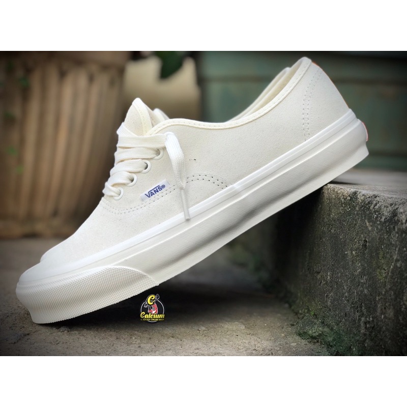 Vans Vault Authentic 'Antique White' | Shopee Philippines