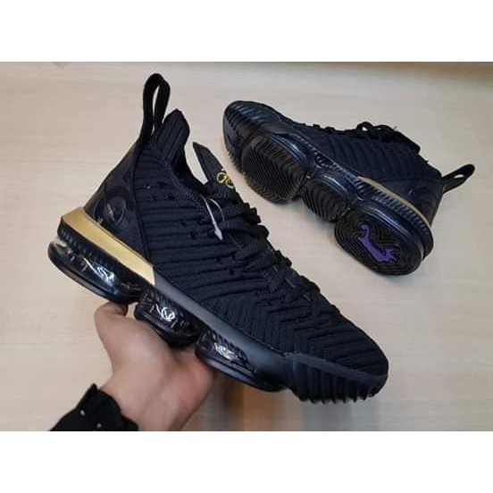 lebron witness 16
