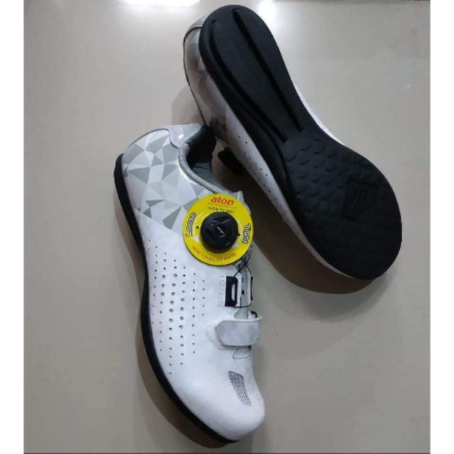 cycling shoes no cleats