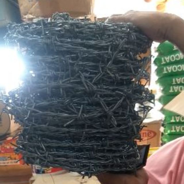 how many meters in 1 roll of barbed wire