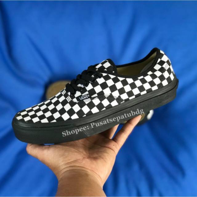 black vans size 1