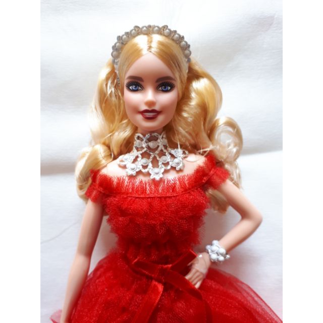2018 blonde holiday barbie
