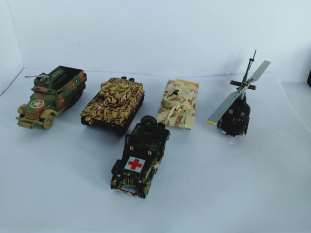 corgi military diecast