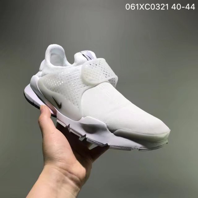 nike sock dart running shoes