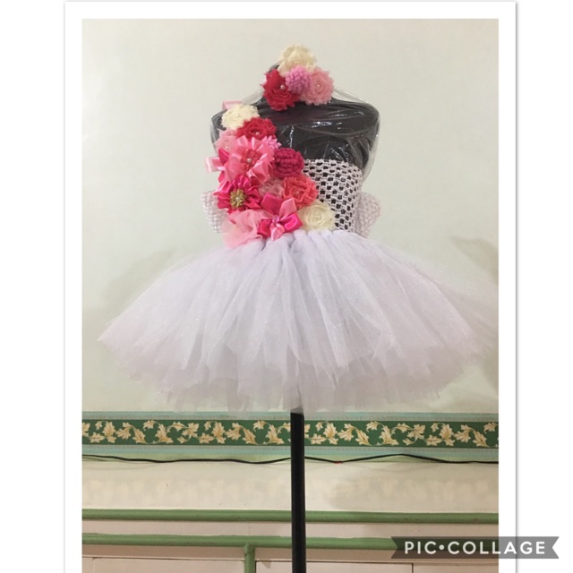 white tutu baby girl