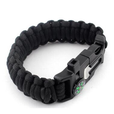 ultimate survival bracelet