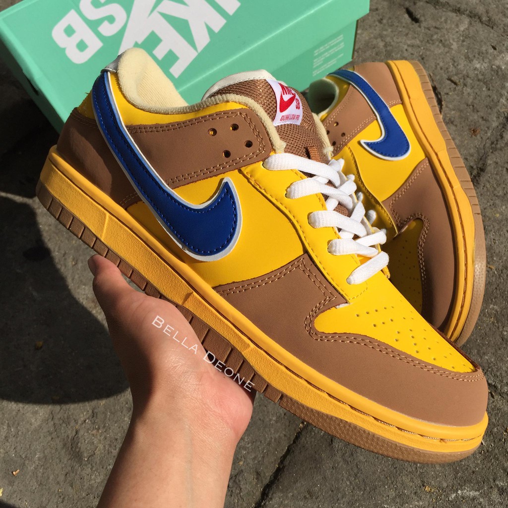mustard low dunks