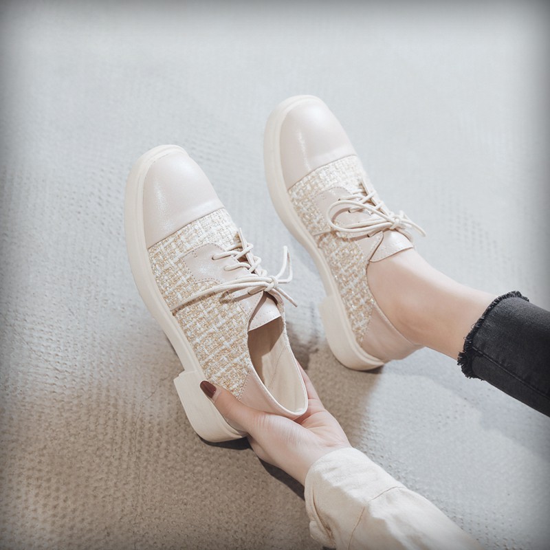 large size women's shoes stores