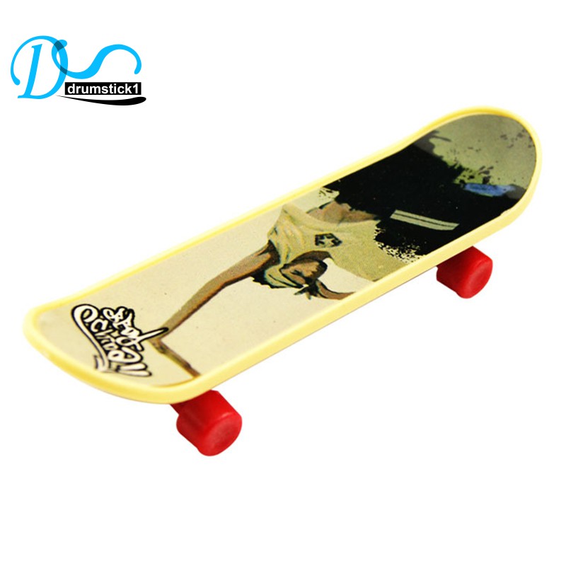 finger skateboard toy