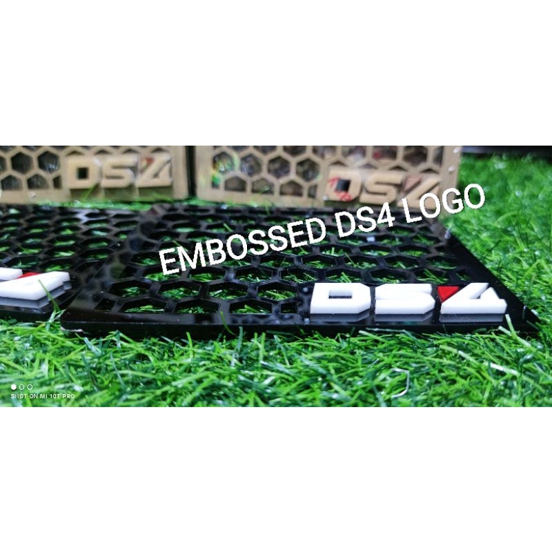 DS4 radiator cover for NMAX V1/V2, AEROX V1/V2, MXI, CLICK/ADV/PCX ,EMBOSSED DS4 LOGO, BLACK/CLEAR