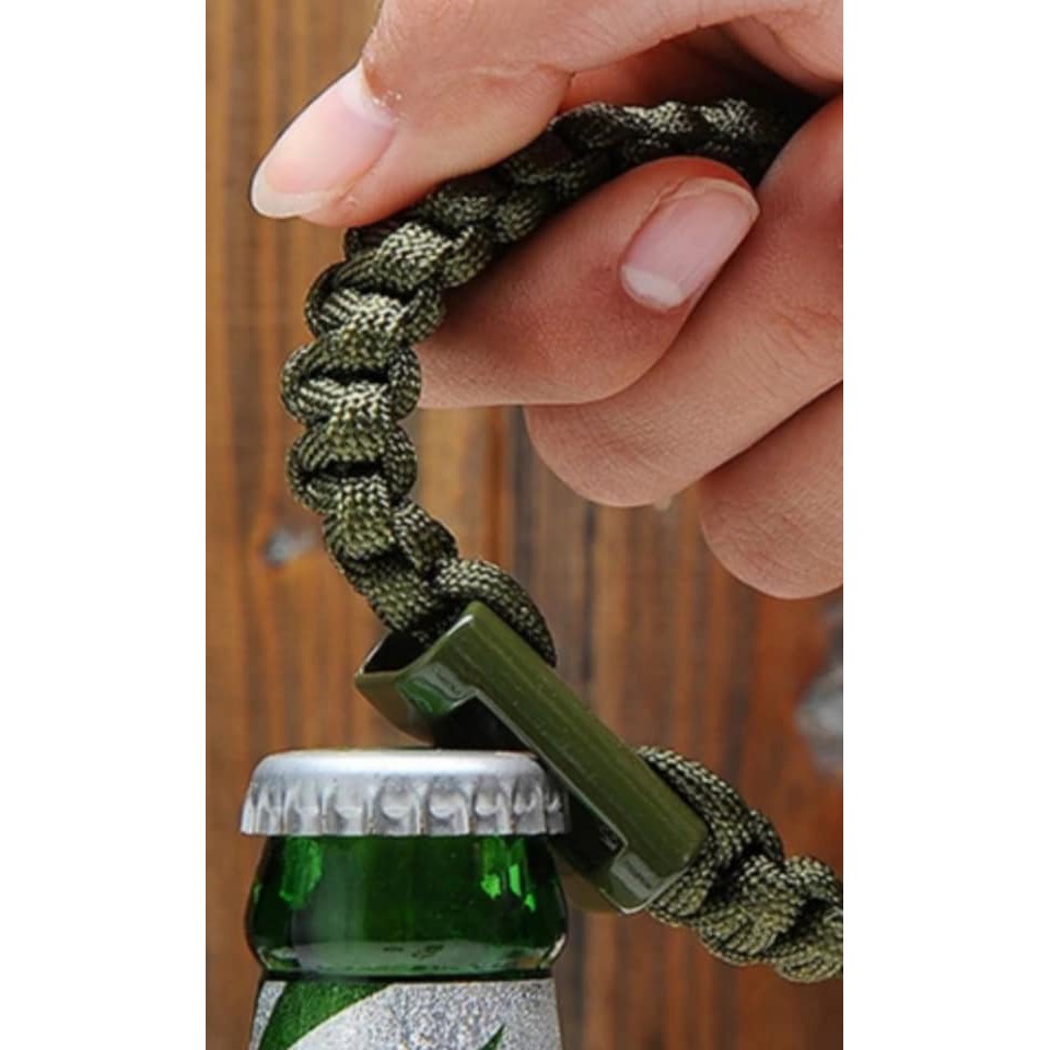 paracord survival bracelet uses