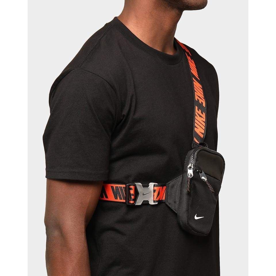 nike leg bag