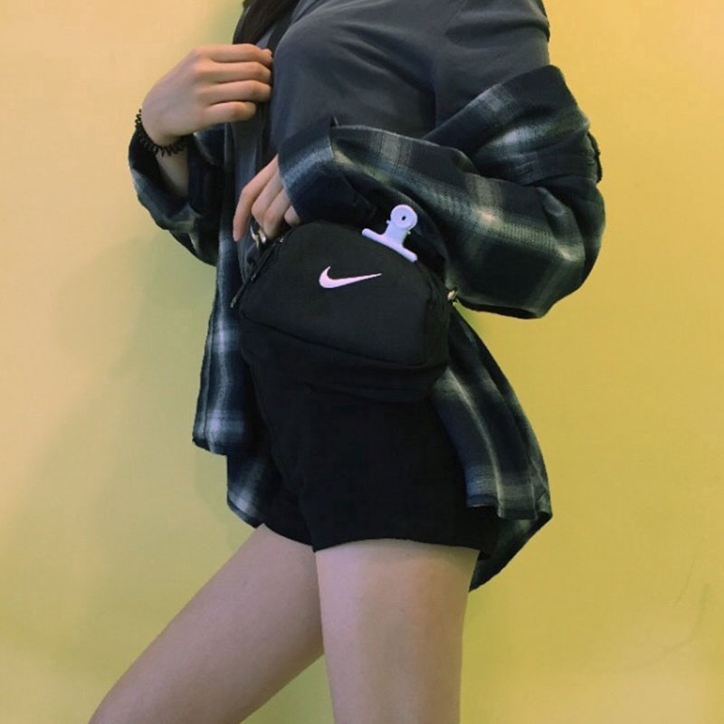 nike swoosh shoulder bag