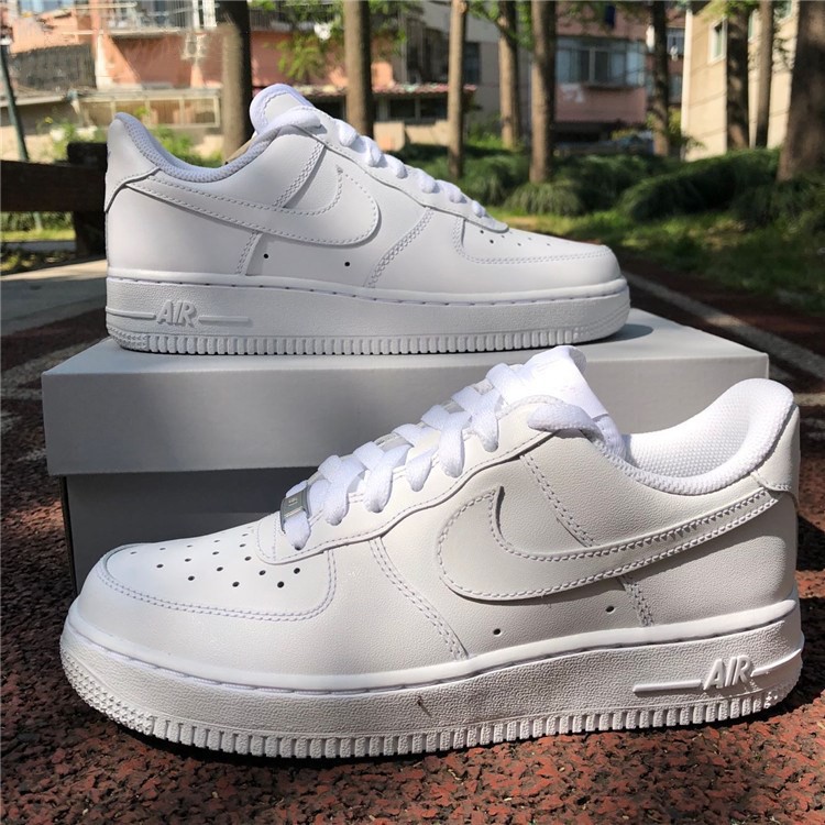 nike air force one slip on