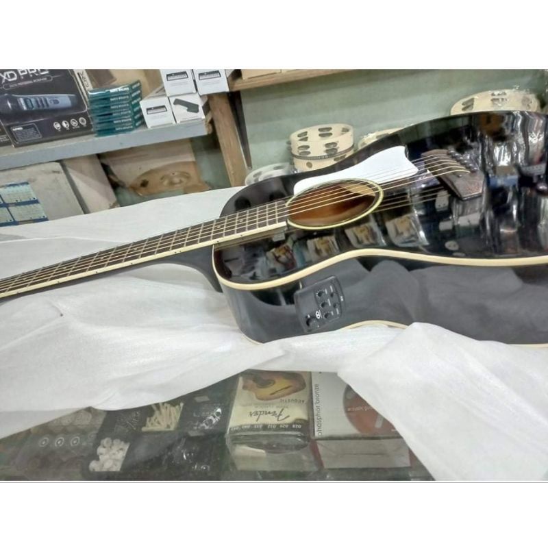 D&D Django Jr. Tokyo Edition Acoustic Guitar with Pickup GT2 Cherub