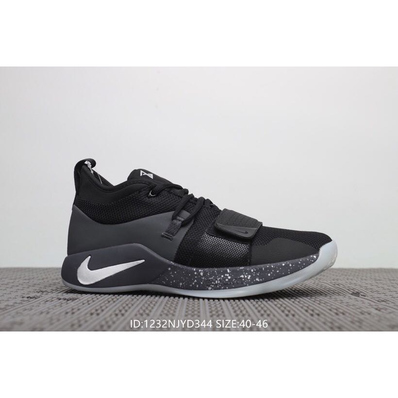 pg2 5 black and white