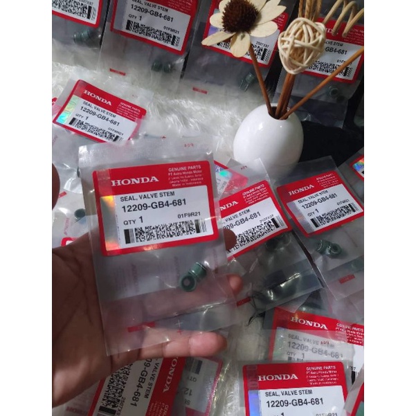 VALVE SEAL FOR HONDA CLICK 125 /BEAT /XRM / WAVE Shopee Philippines