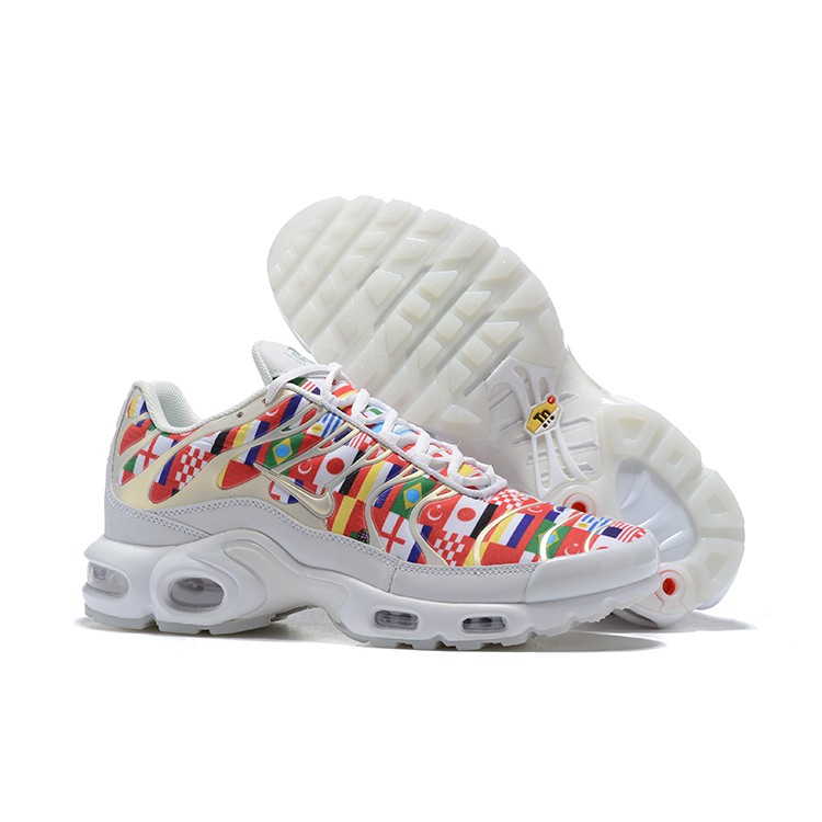 nike air max plus one world