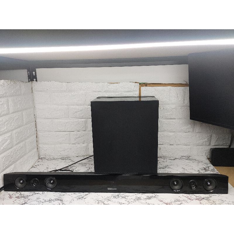 Samsung HWFM45c 40Inch Sound Bar with Wireless Subwoofer PSWF450 and