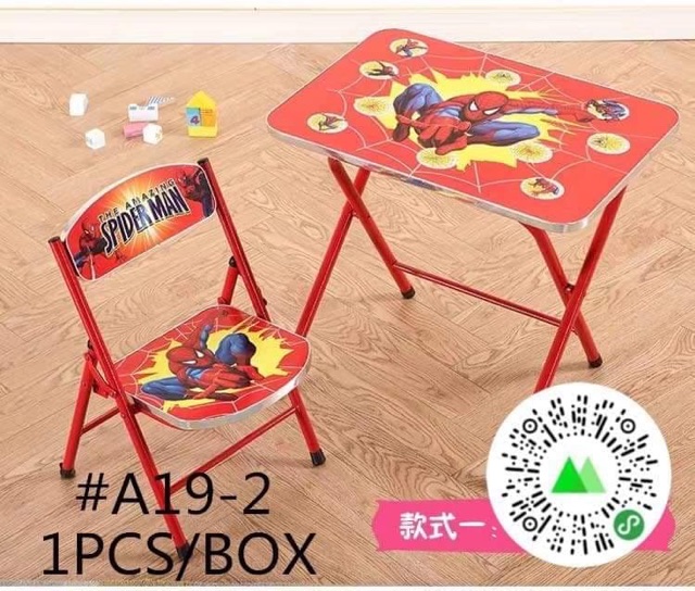 spiderman table and chairs