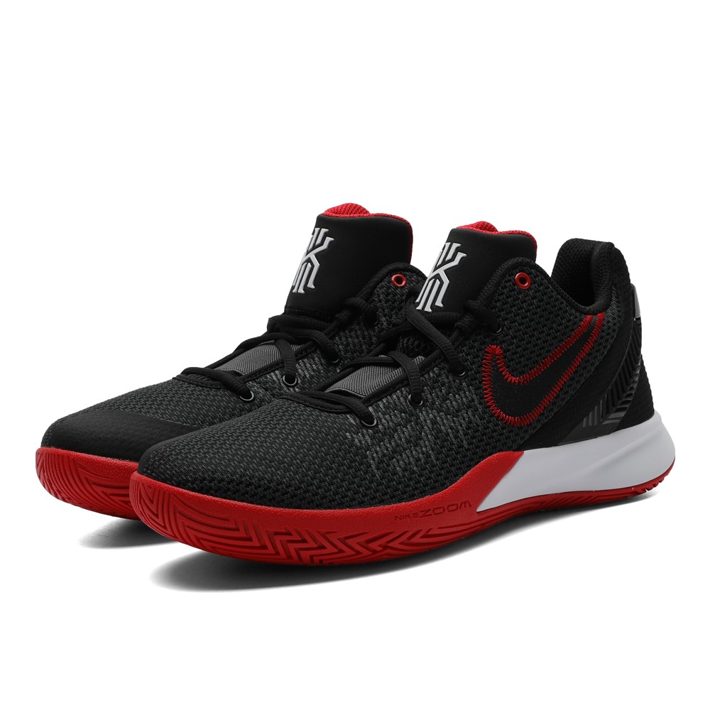 men's kyrie flytrap ii basketball shoe
