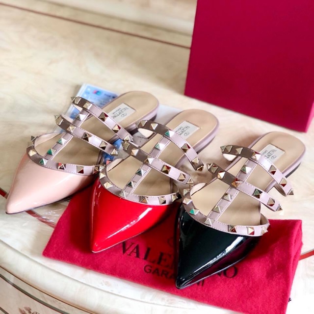 valentino rockstud price
