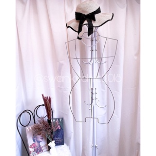New Product! Breasted Non-Tarnish Pure Stainless Steel Body Shape Hanger
